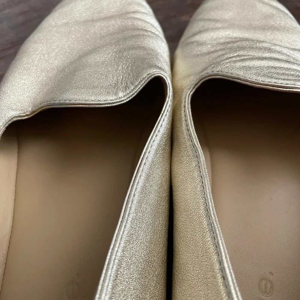 Vince Espadrille Flats Womens 7 Gold Metallic Leather Slip On Loafers Chic